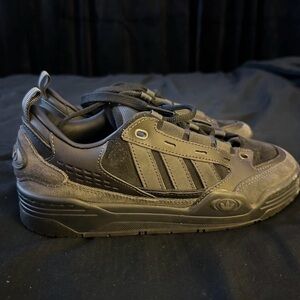 Men's Black Athletic Shoes